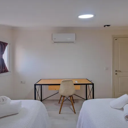 Merkezi Dogayla Ic Ice 4+2 White Villa Fethiye